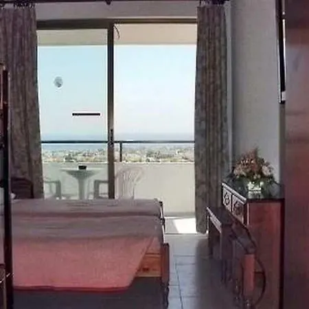 Maran Hotel 2*