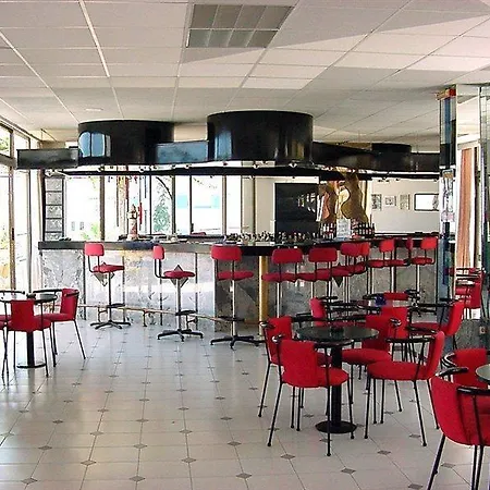 Maran 2*