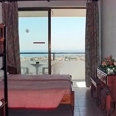 Maran Hotel